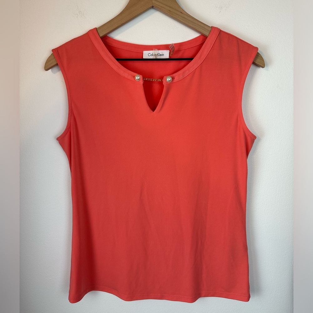 CALVIN KLEIN Sleeveless Coral Lightweight Top Gold Chain Faux Pearls | Size S
